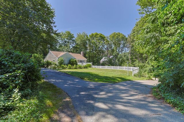 7 Openfield Road, South Dennis, MA 02660