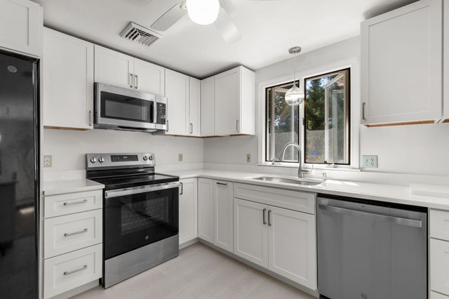 7 Openfield Road, South Dennis, MA 02660