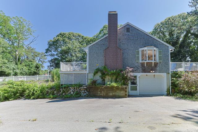 7 Openfield Road, South Dennis, MA 02660