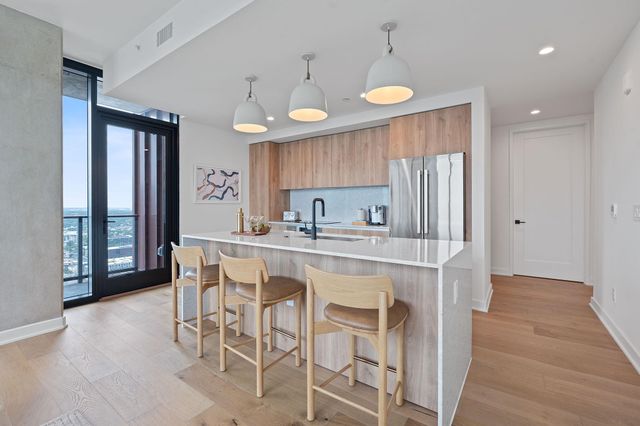 84 East Ave 1401, Austin, TX 78701