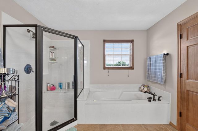 1004 N 22nd Avenue, Ozark, MO 65721