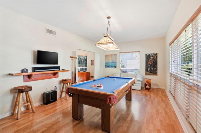 3021 NW 10TH PLACE, Gainesville, FL 32605