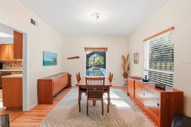 3021 NW 10TH PLACE, Gainesville, FL 32605