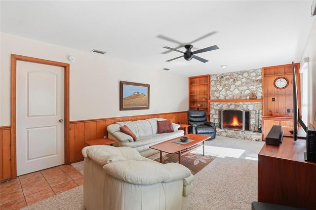 3021 NW 10TH PLACE, Gainesville, FL 32605