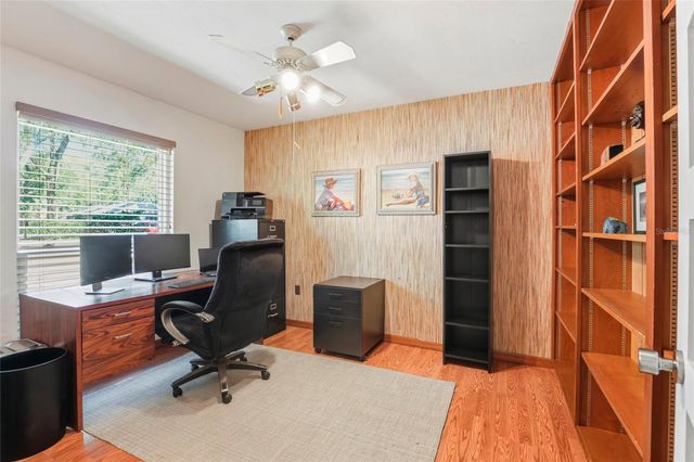 3021 NW 10TH PLACE, Gainesville, FL 32605