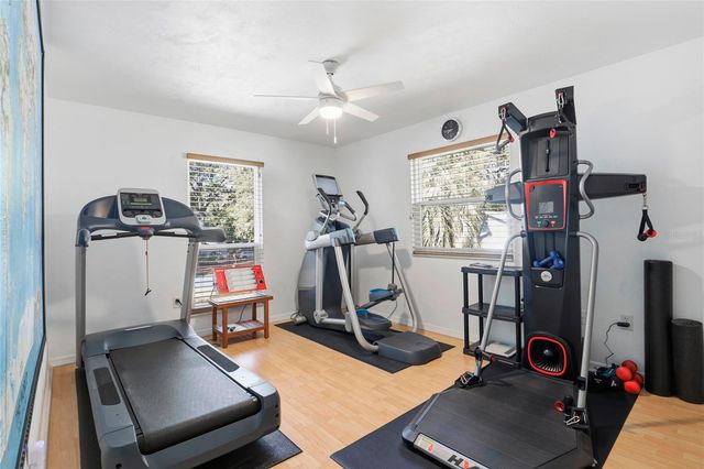 3021 NW 10TH PLACE, Gainesville, FL 32605