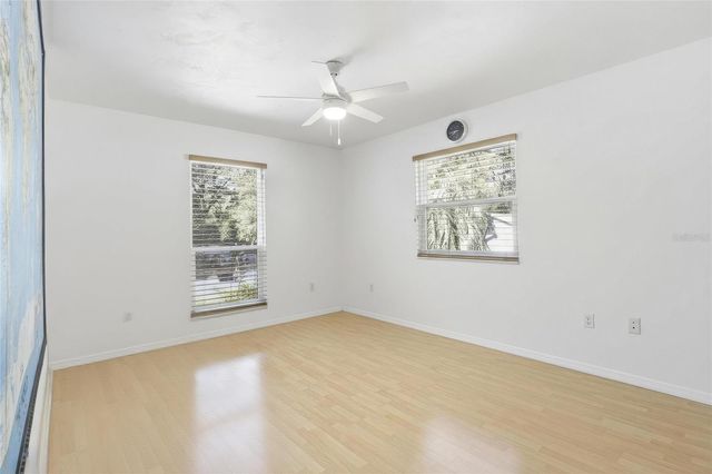 3021 NW 10TH PLACE, Gainesville, FL 32605