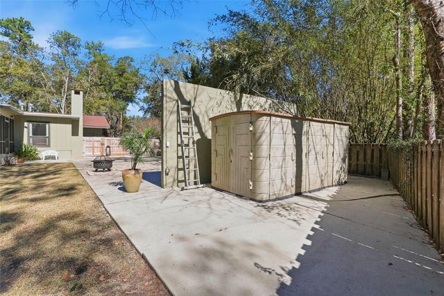 3021 NW 10TH PLACE, Gainesville, FL 32605