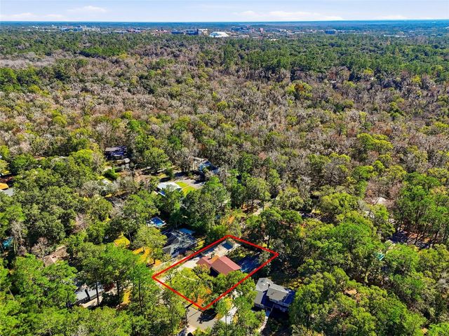 3021 NW 10TH PLACE, Gainesville, FL 32605