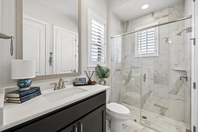 19513 Tranquility Falls PATH, Lago Vista, TX 78645