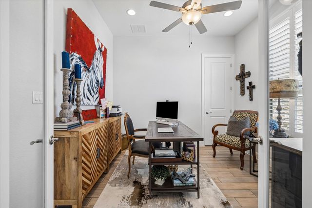 19513 Tranquility Falls PATH, Lago Vista, TX 78645