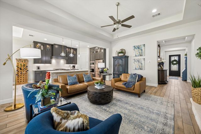 19513 Tranquility Falls PATH, Lago Vista, TX 78645