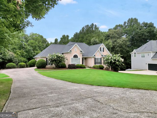 825 Deerwood Drive, Stockbridge, GA 30281