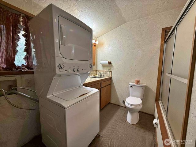 198 Calvin Road, Onalaska, WA 98533