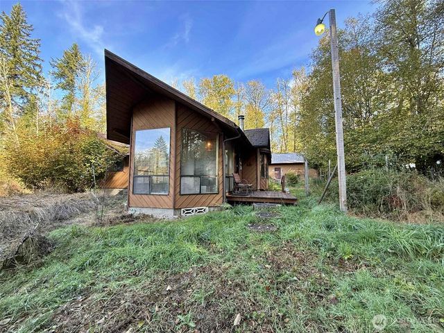 198 Calvin Road, Onalaska, WA 98533