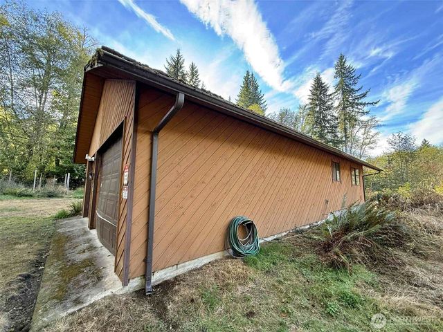 198 Calvin Road, Onalaska, WA 98533