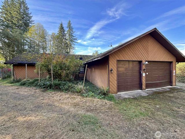 198 Calvin Road, Onalaska, WA 98533