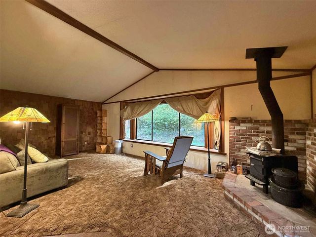 198 Calvin Road, Onalaska, WA 98533