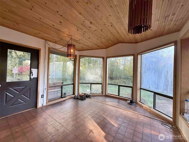 198 Calvin Road, Onalaska, WA 98533