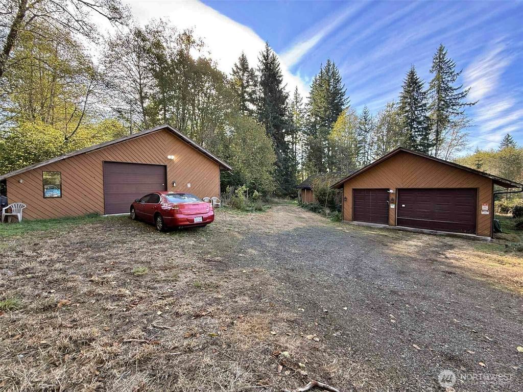 198 Calvin Road, Onalaska, WA 98533