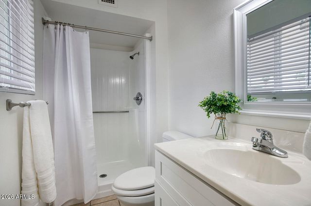 11820 N 42ND Drive, Phoenix, AZ 85029