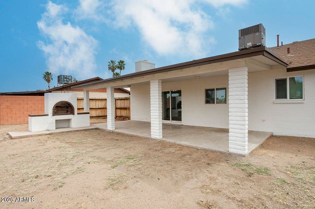 11820 N 42ND Drive, Phoenix, AZ 85029