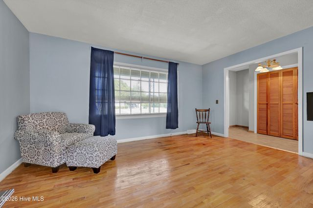 218 Spartan Road, Wilmington, NC 28405