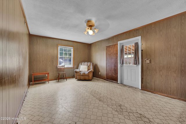 218 Spartan Road, Wilmington, NC 28405