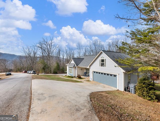 221 Grand View Drive, Cleveland, GA 30528