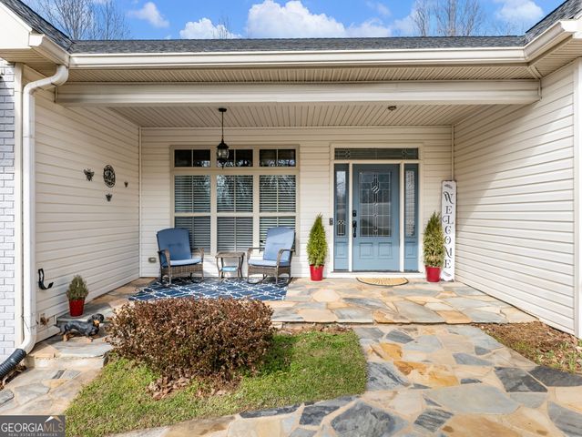 221 Grand View Drive, Cleveland, GA 30528