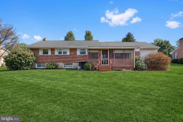 50 MUMMERT DR, Littlestown, PA 17340