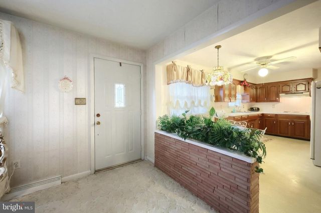 50 MUMMERT DR, Littlestown, PA 17340