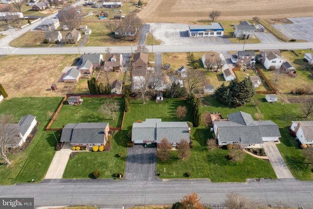 50 MUMMERT DR, Littlestown, PA 17340