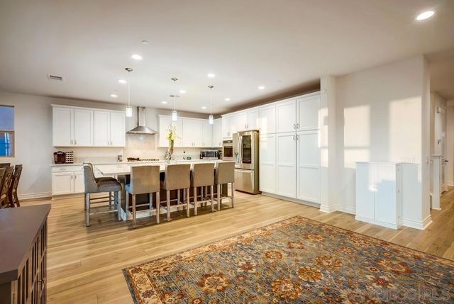 35828 Blue Breton Dr, Fallbrook, CA 92028