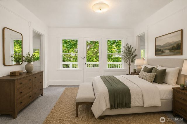2031 Eastlake Avenue E, Seattle, WA 98102