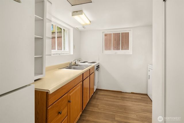 2031 Eastlake Avenue E, Seattle, WA 98102