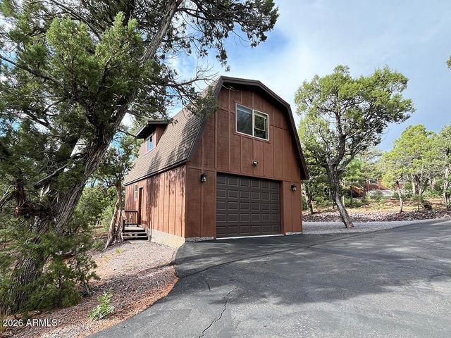 1300 W SIERRA BUENA Court, Show Low, AZ 85901