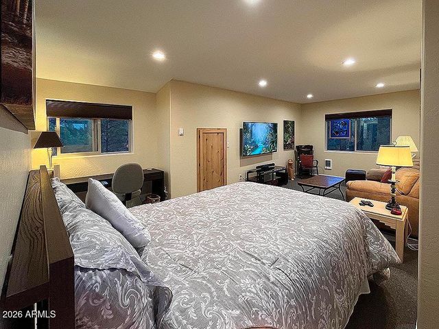 1300 W SIERRA BUENA Court, Show Low, AZ 85901