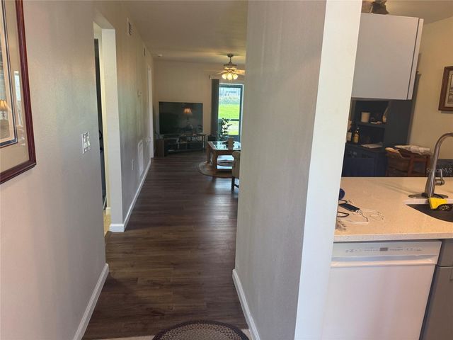 39132 COUNTY RD. 54 2056, Zephyrhills, FL 33542