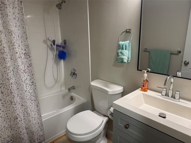 39132 COUNTY RD. 54 2056, Zephyrhills, FL 33542