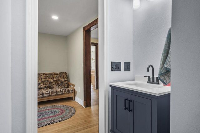2817 Milwaukee Street, Madison, WI 53704