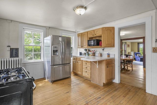 2817 Milwaukee Street, Madison, WI 53704