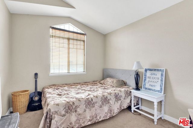 3369 Morning Glory Drive, Rialto, CA 92377