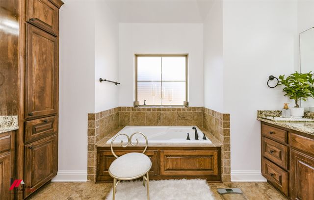 1115 Creole Drive, Bossier City, LA 71111