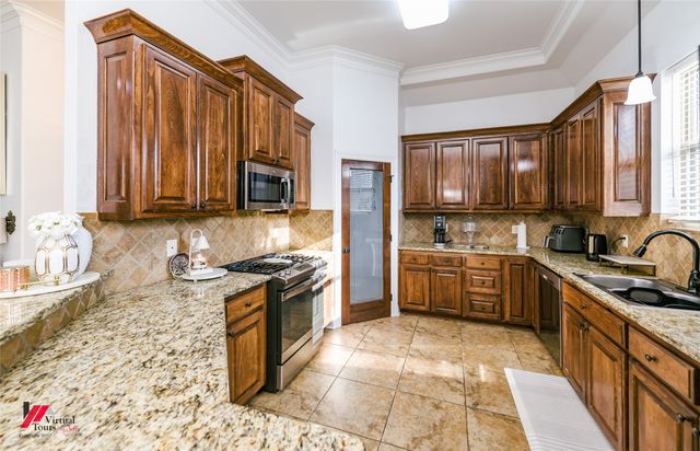 1115 Creole Drive, Bossier City, LA 71111