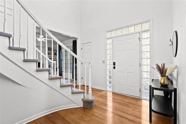 7621 Lichtenauer Drive, Shawnee, KS 66217