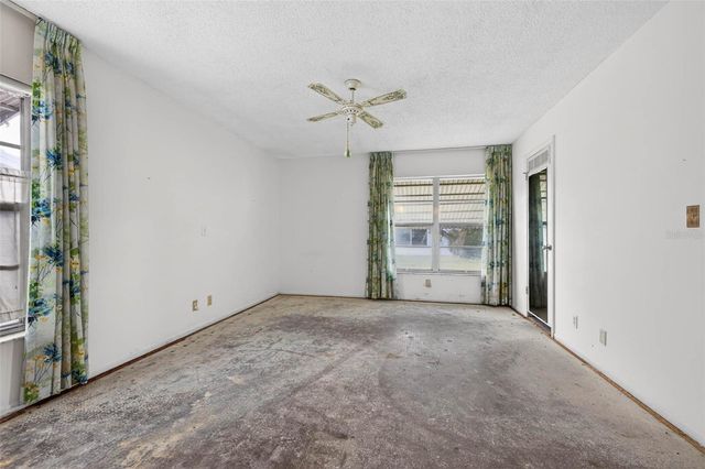 9124 39TH LANE N 5, Pinellas Park, FL 33782