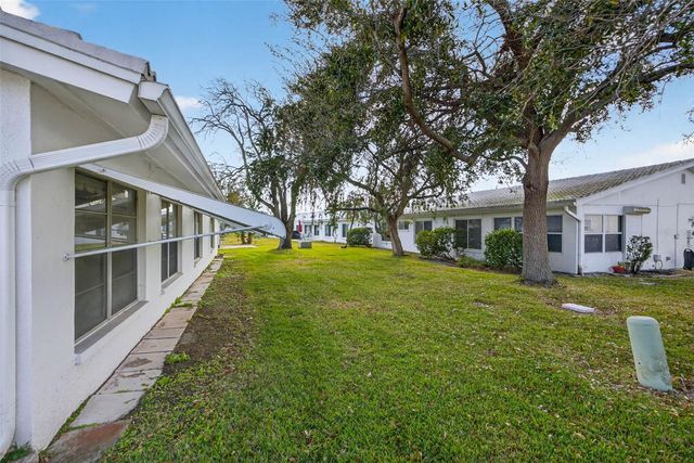 9124 39TH LANE N 5, Pinellas Park, FL 33782