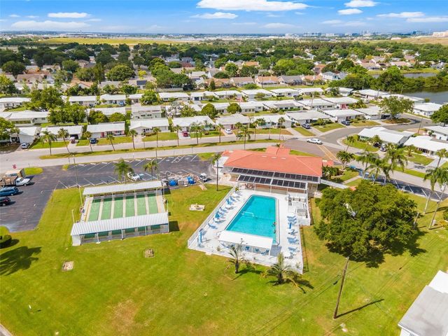 9124 39TH LANE N 5, Pinellas Park, FL 33782