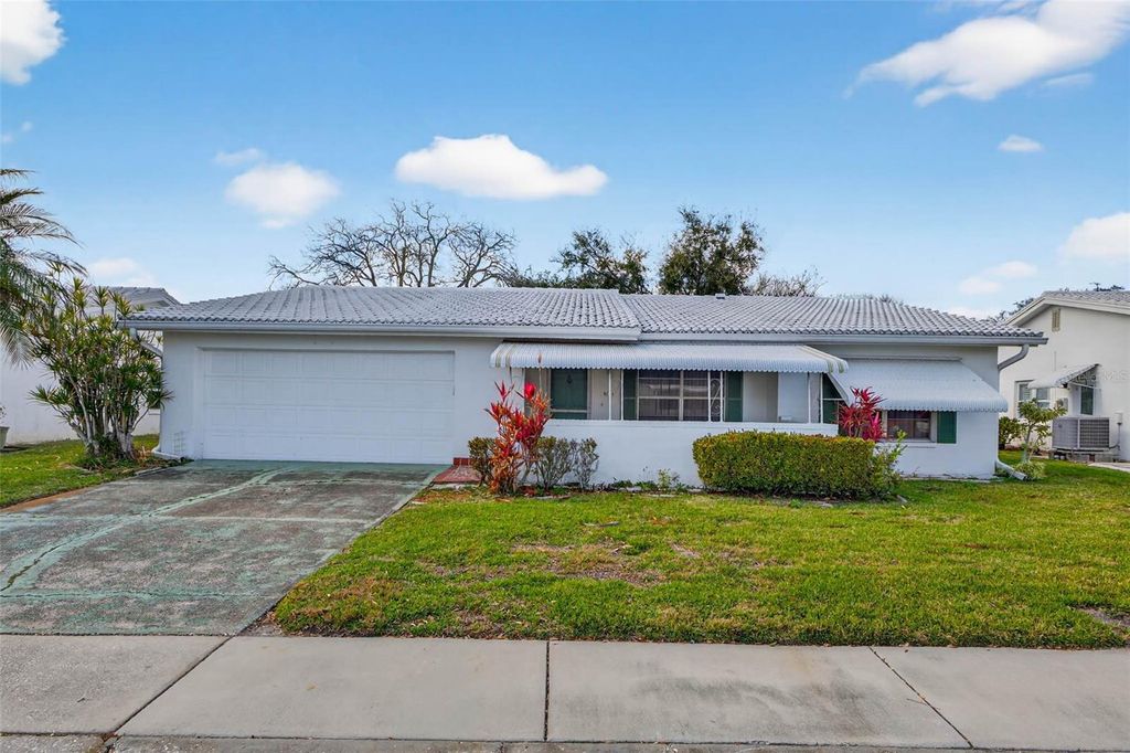 9124 39TH LANE N 5, Pinellas Park, FL 33782